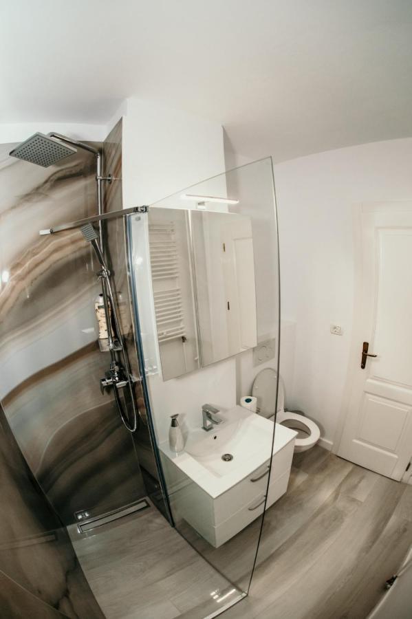 טימישוארה Apartament De Lux Ultramodern In Zona Centrala מראה חיצוני תמונה