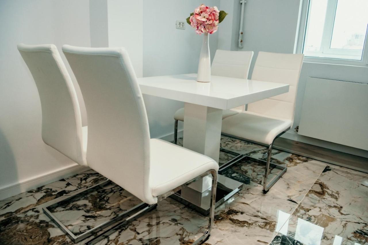 טימישוארה Apartament De Lux Ultramodern In Zona Centrala מראה חיצוני תמונה